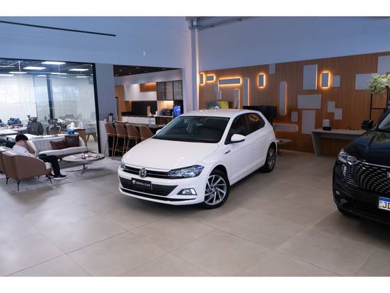 VOLKSWAGEN POLO 1.0 200 TSI HIGHLINE AUTOMÁTICO